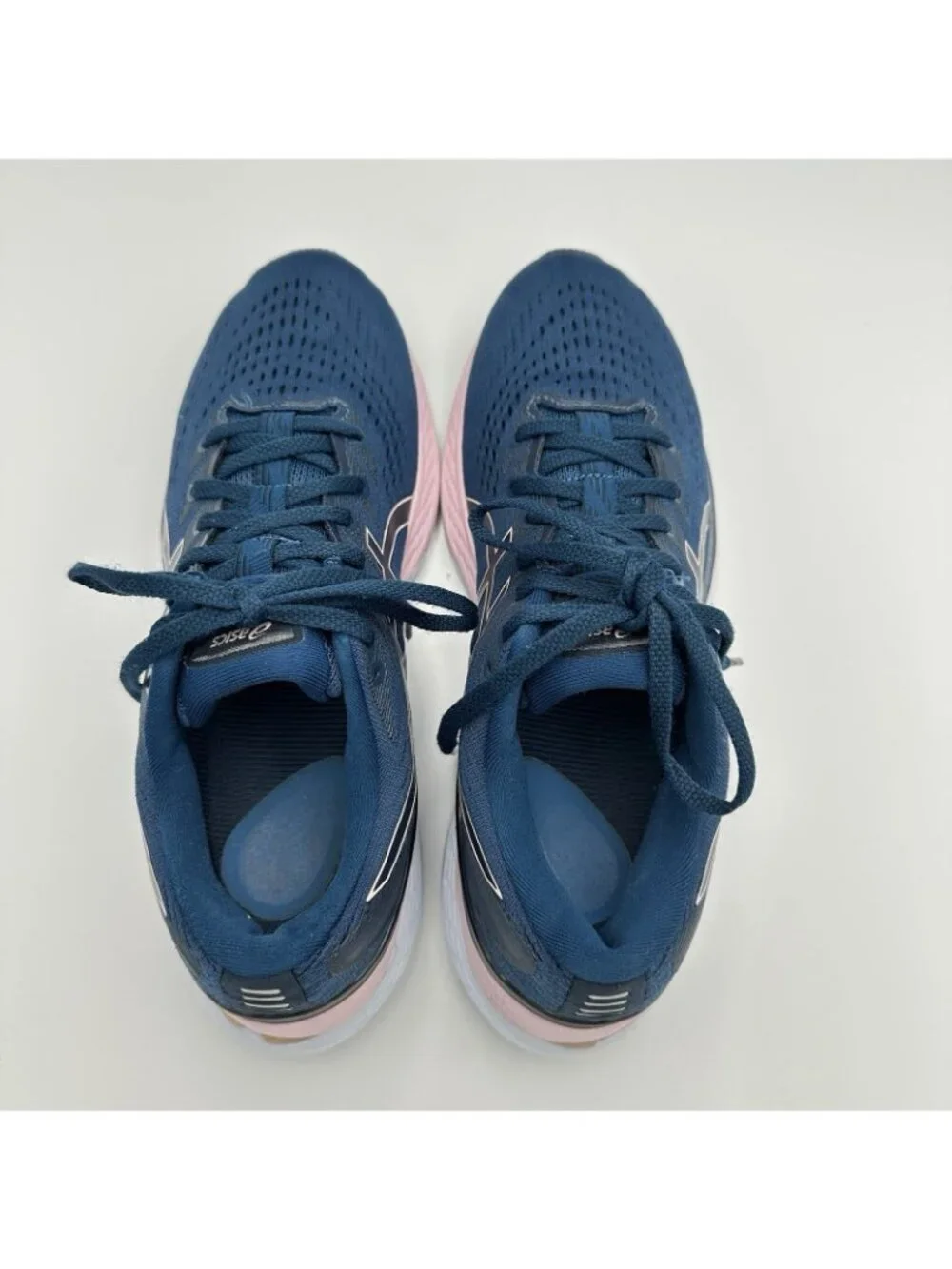 Asics Gel Kayano 28 Sneakers Women’s Size 9 Blue Running Walking Shoes 1012B046